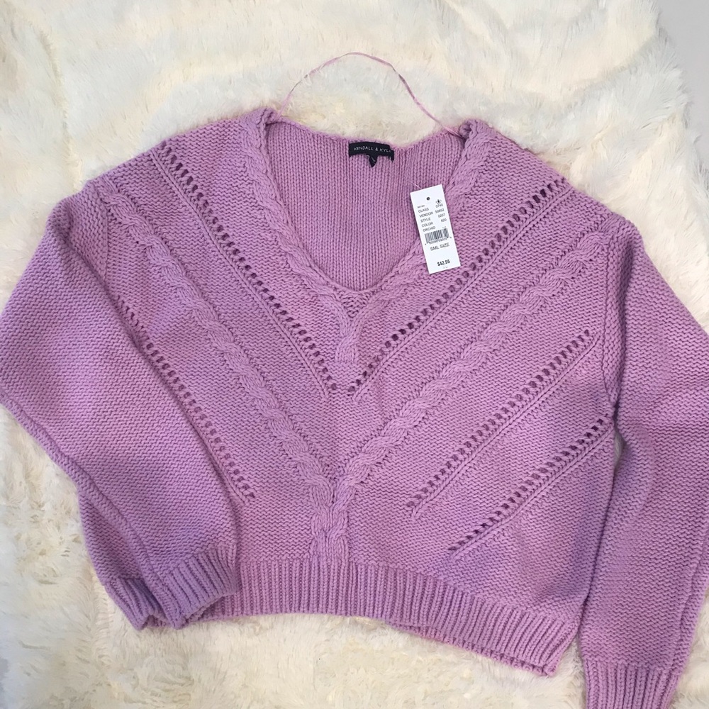 Kendal & Kylie sweater for woman (NWT)